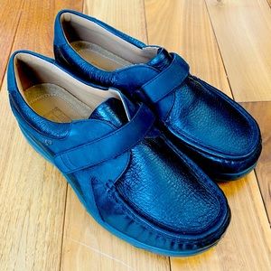 Deer Tracks Comfort Shoes Women’s Size 9W